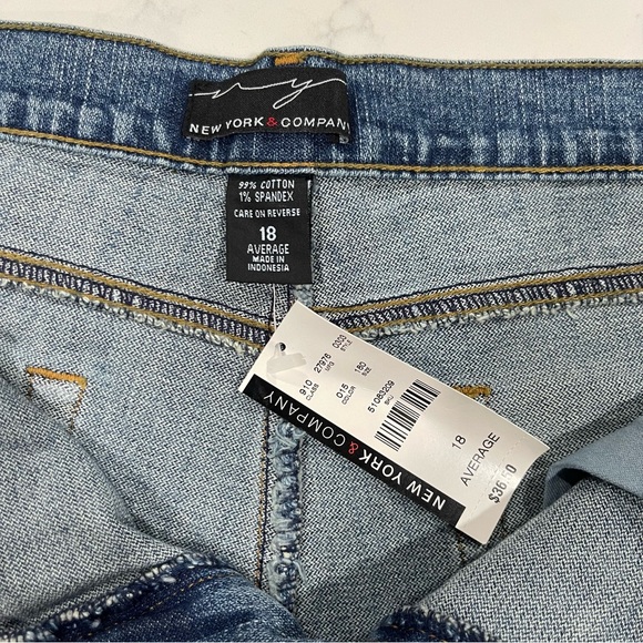 New York & Company Denim Blue Jeans Average Bootcut Size 18 - Picture 5 of 12